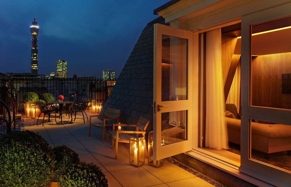 Luxury Hotels in London - The London Edition with Awake & Wander Luxury Travel