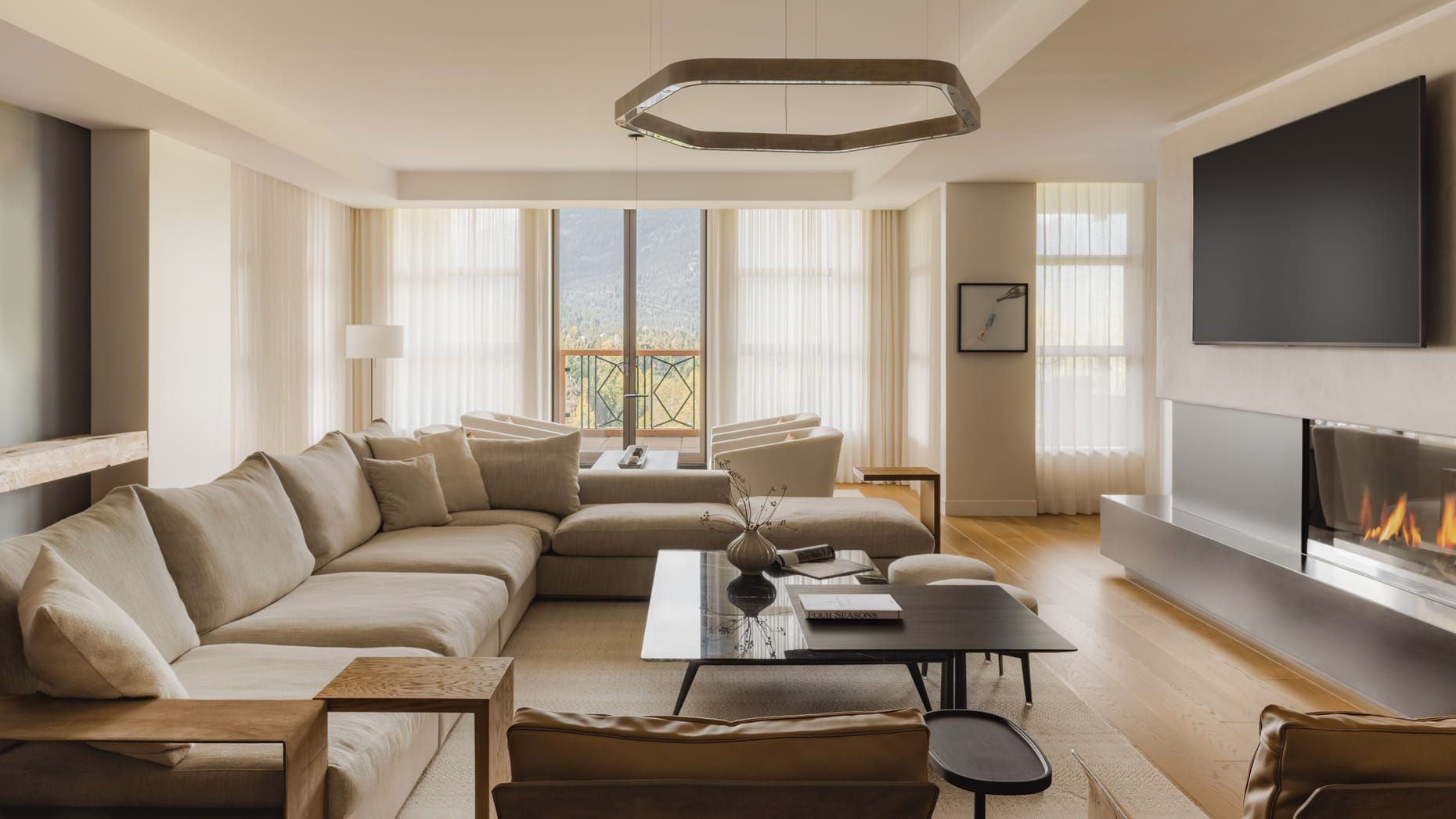 The Four Seasons Resort, Whistler Suit