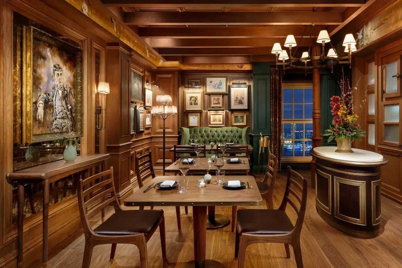 The_Mandarin_Oriental_Hong Kong_ bar