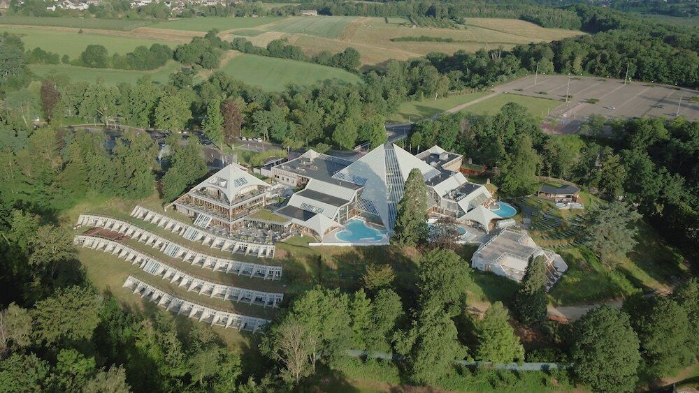 Thermae 2000 - Luxury Spa with Awake & Wander Luxury Travel