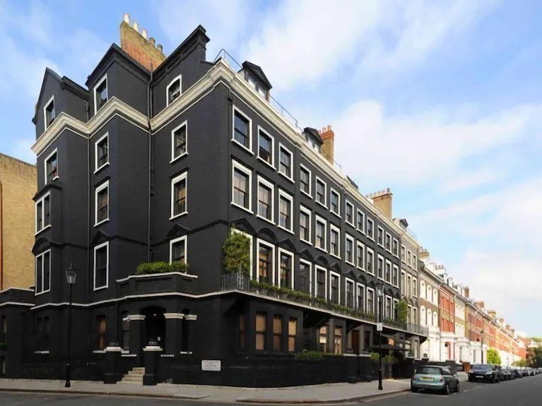 Luxury Hotels in London: The Blakes Hotel