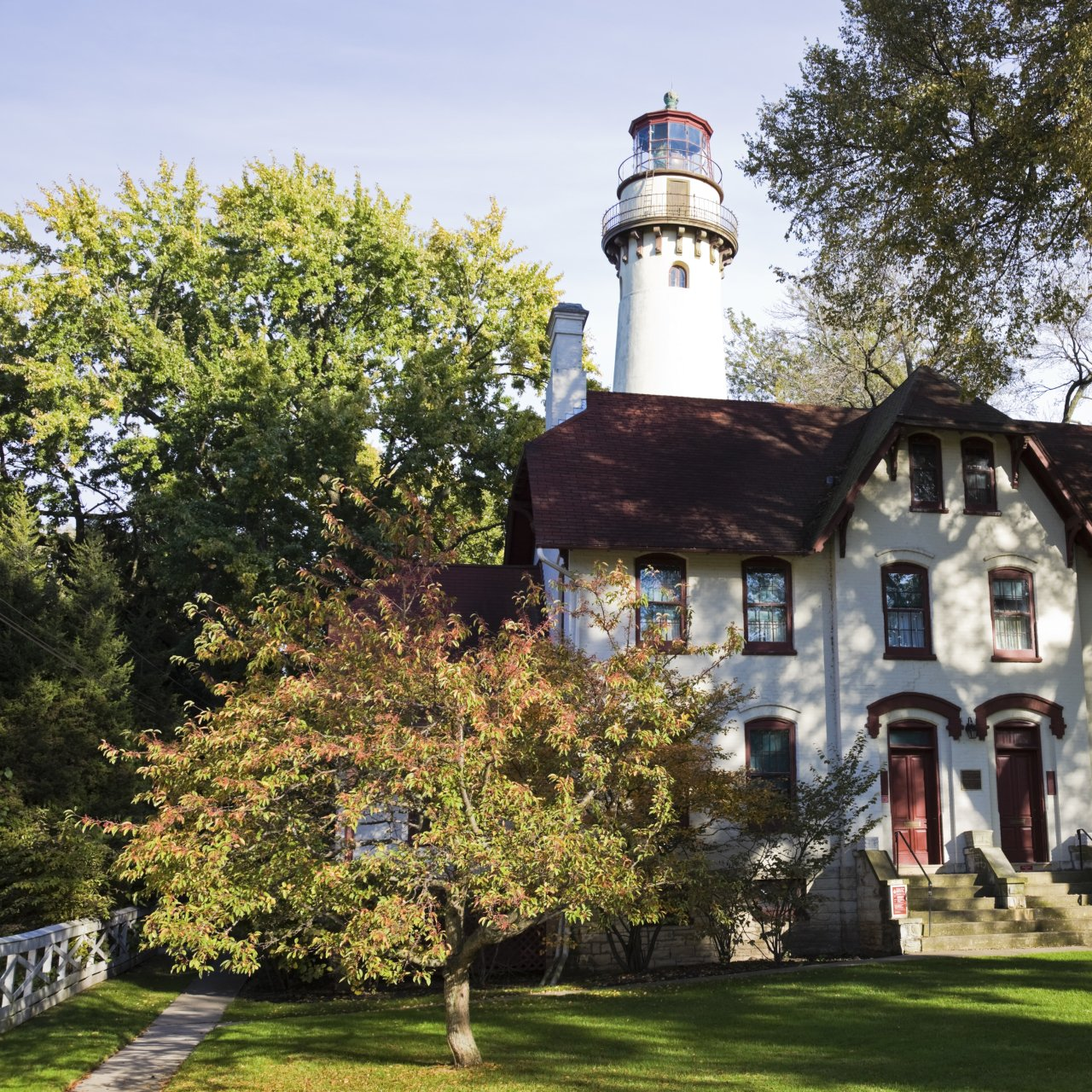 Photograph of the historic Grosse Pointe Lighthouse in Evanston, IL