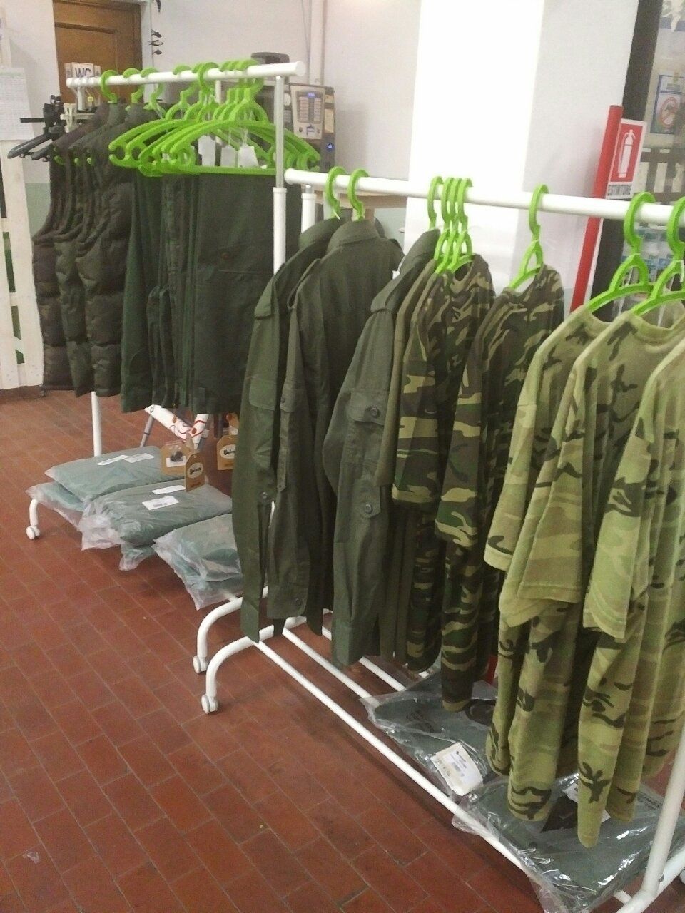 maglia, pantalone, giacca