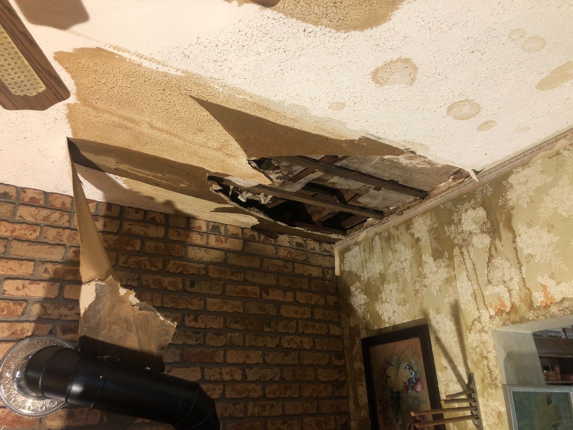 What Your Water Damaged Ceiling Tiles Are Trying to Tell You!