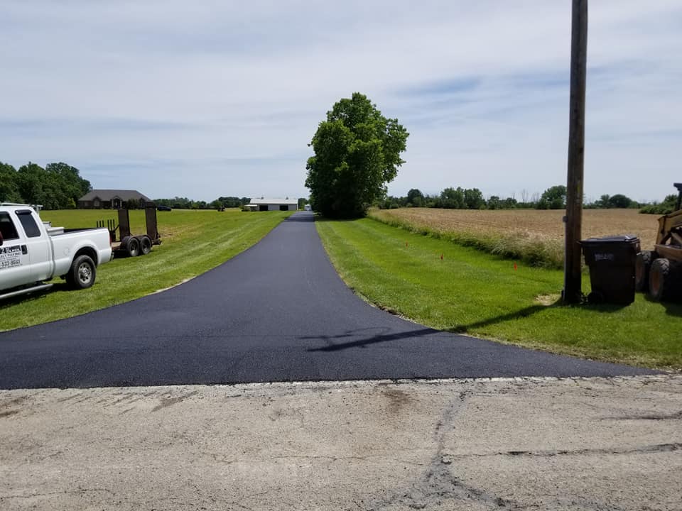 New Asphalt — West Manchester, OH — Back 2 Black Asphalt