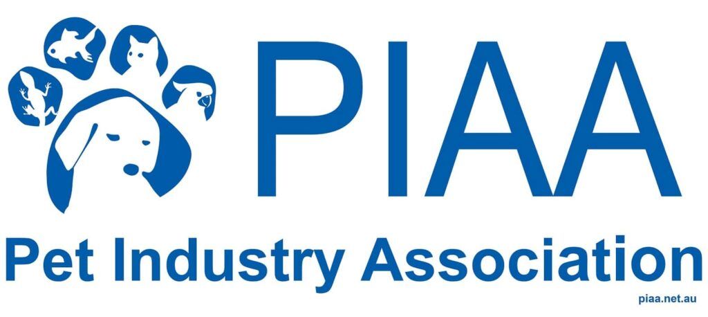 Logo of the Pet Industry Association (PIAA) with a blue paw print design and text.