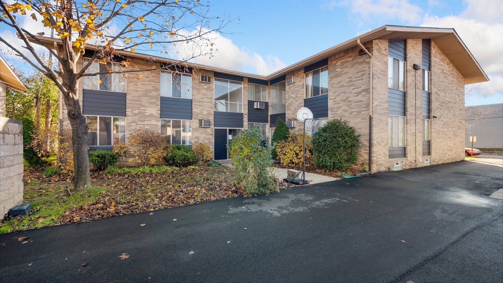 Home Sunrise Communities Royal Oak, MI