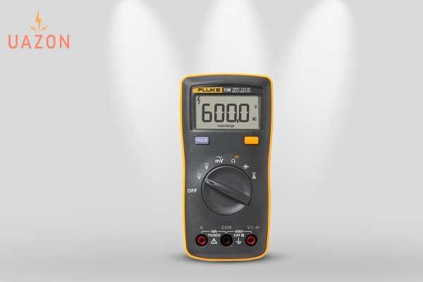 The Fluke 106 is a compact, easy-to-use digital multimeter designed for basic electrical and electronic testing. It's an ideal tool for quick verifications and field service use, fitting comfortably in the palm of your hand or pocket for easy portability. 