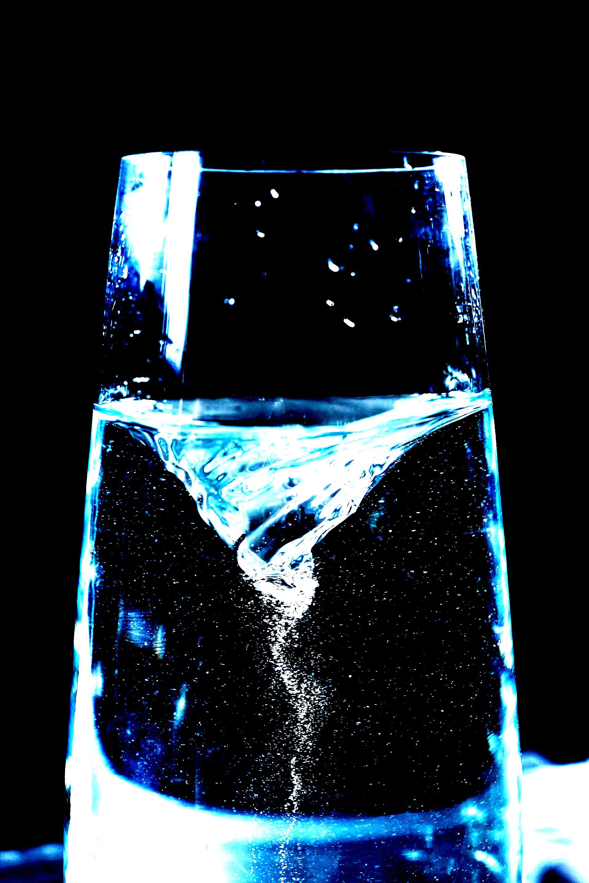 Seo funnel of water in a glass cup