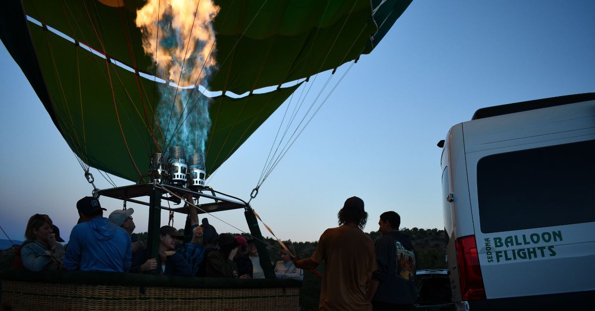 How Wind Patterns Affect the Direction of Hot Air Balloons