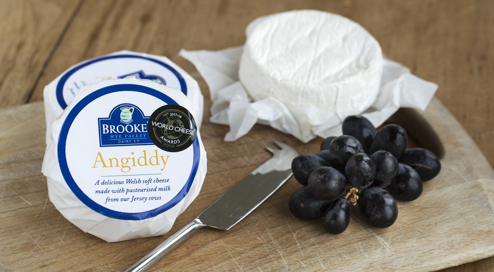 Brooke's Dairy Angiddy Cheese