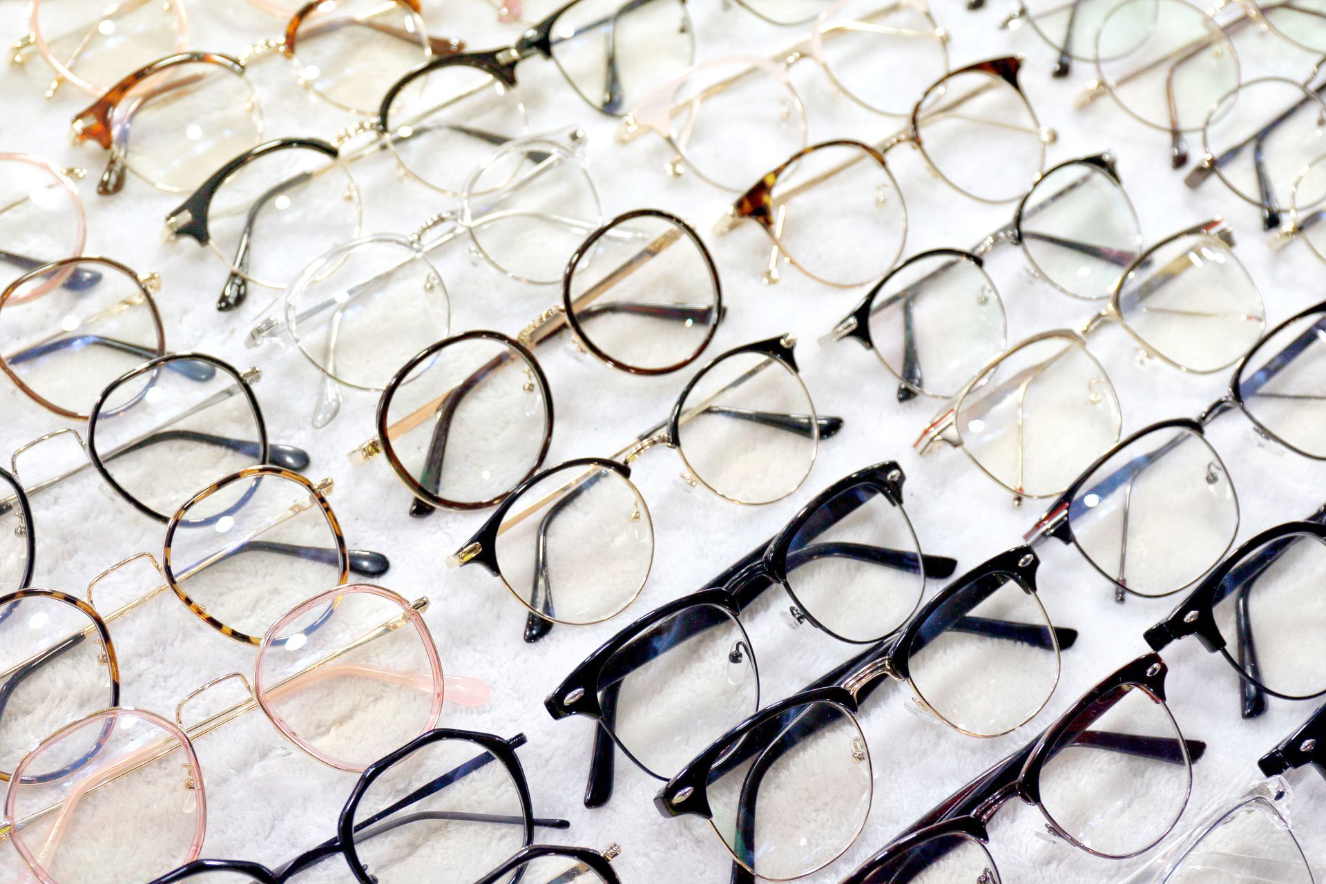 Eyeglass frames