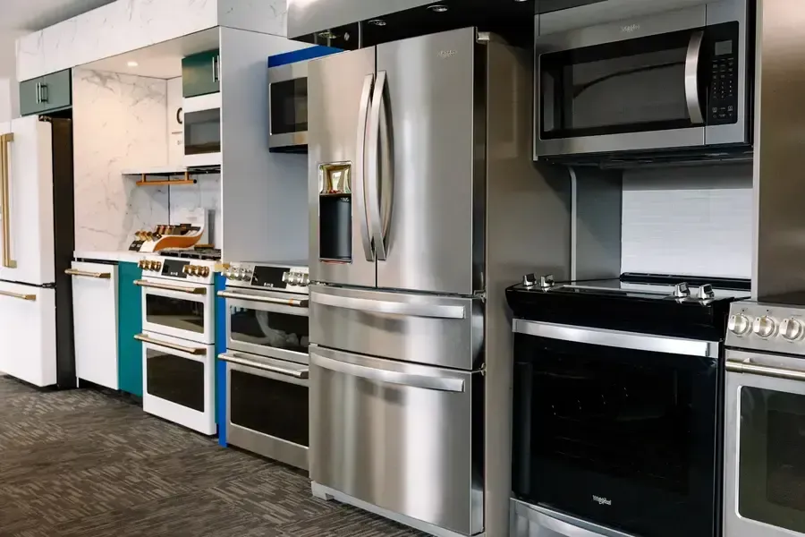 Cafe distinct by design