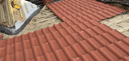 A picture of a roof replacement undertaken by Roofers in Cincinnati