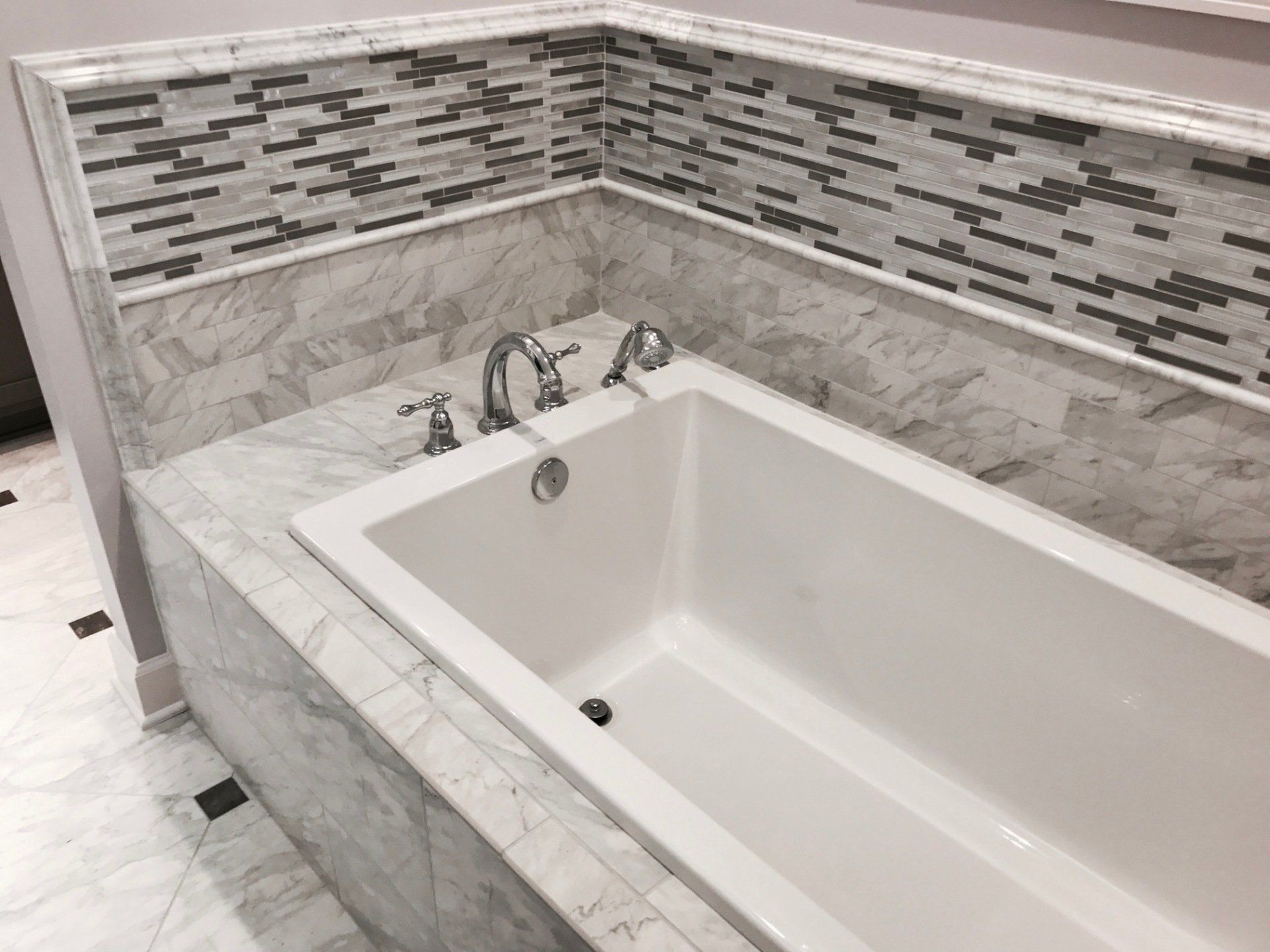 Commercial & Residential Carpet, Tile, Hardwood & Luxury Vinyl Projects