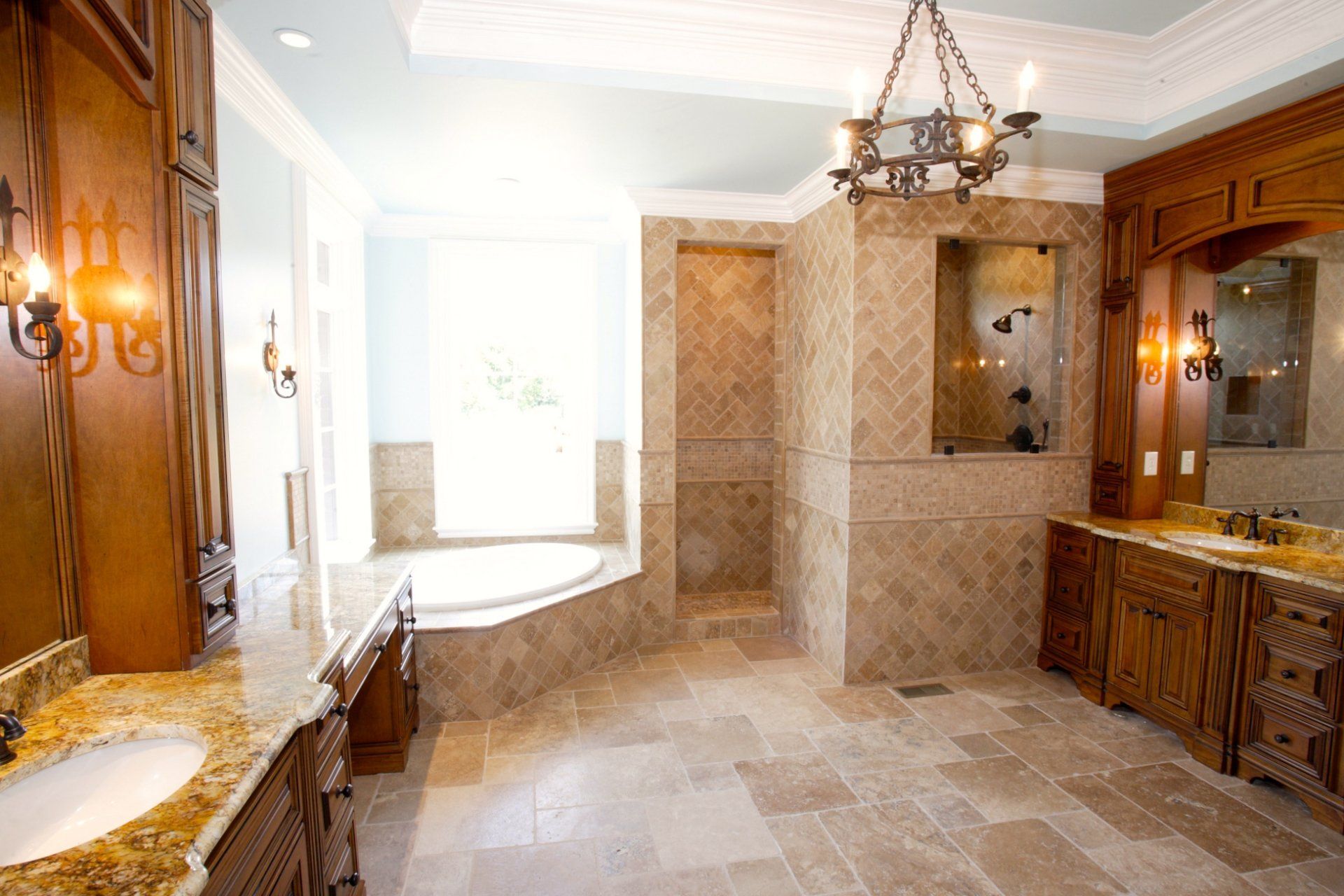 Commercial & Residential Carpet, Tile, Hardwood & Luxury Vinyl Projects