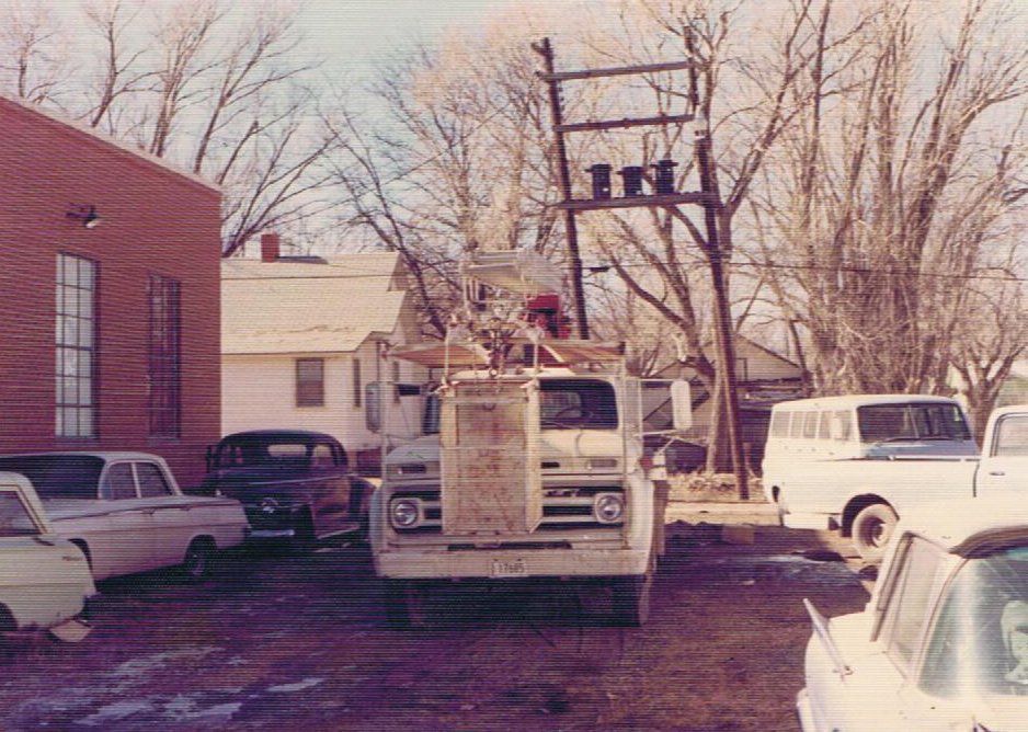 Service Truck — Hays, KS — Commercial Sign Co.