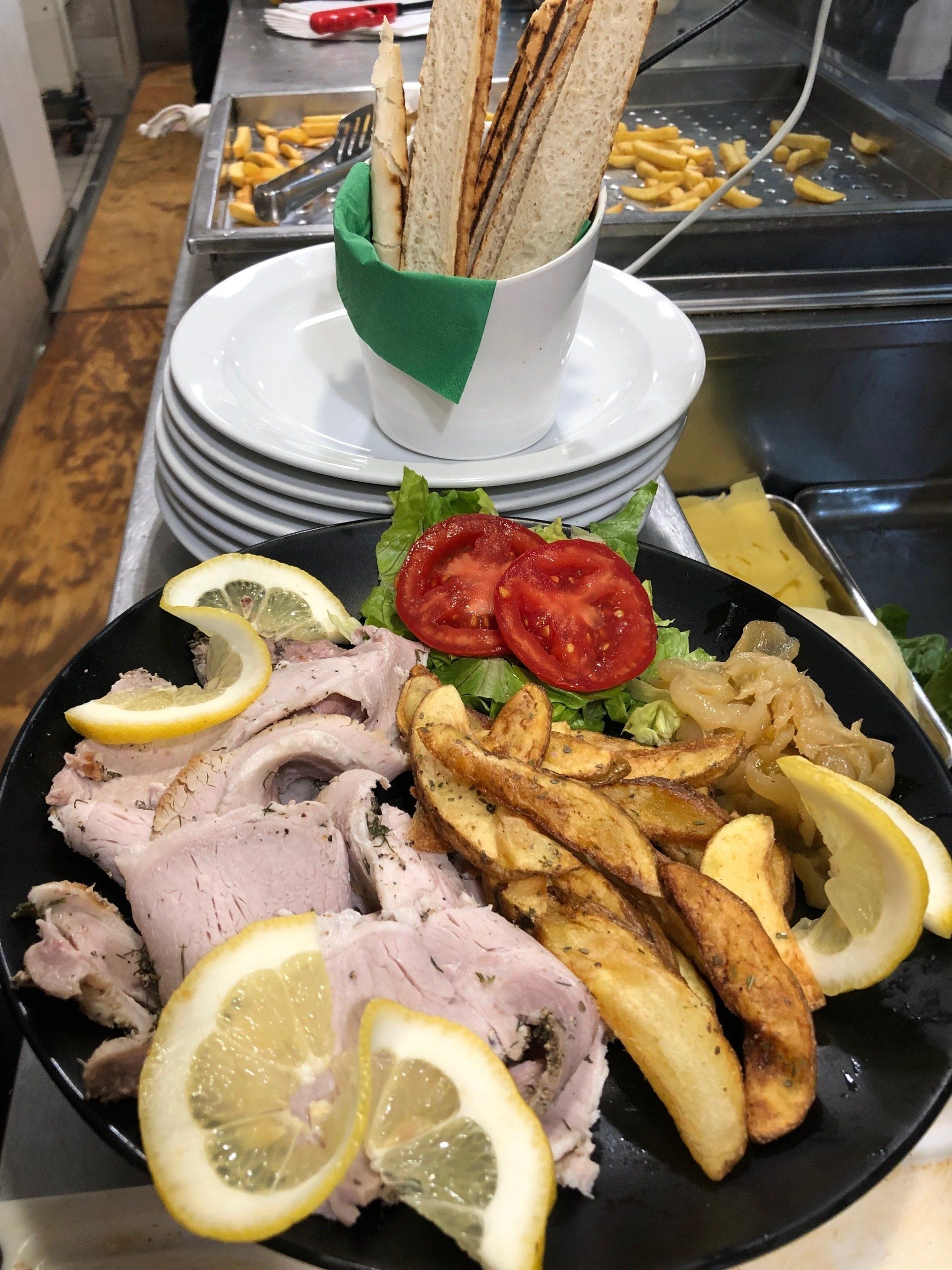 porchetta con contorno di patate