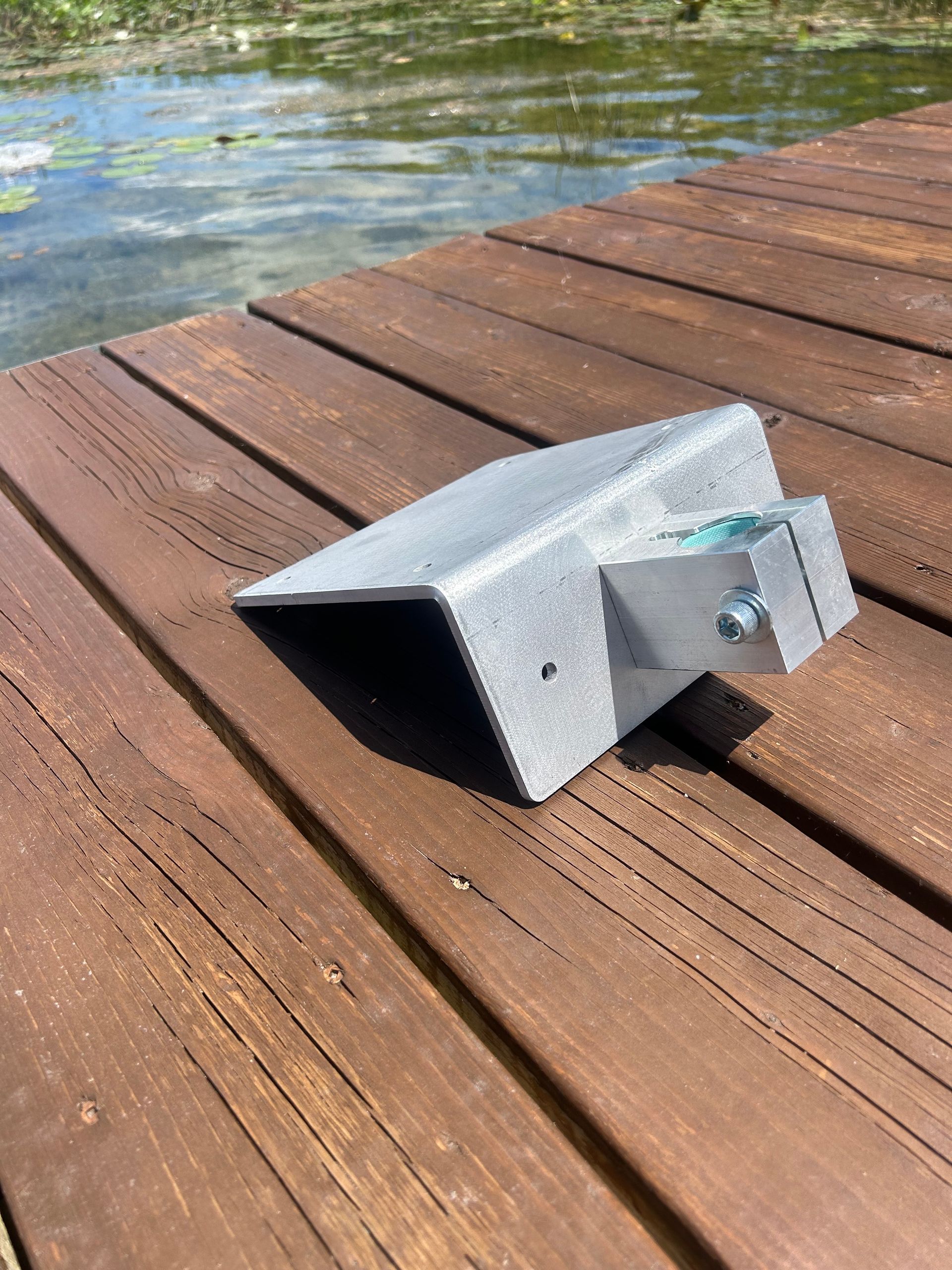 Dock Plate Mount