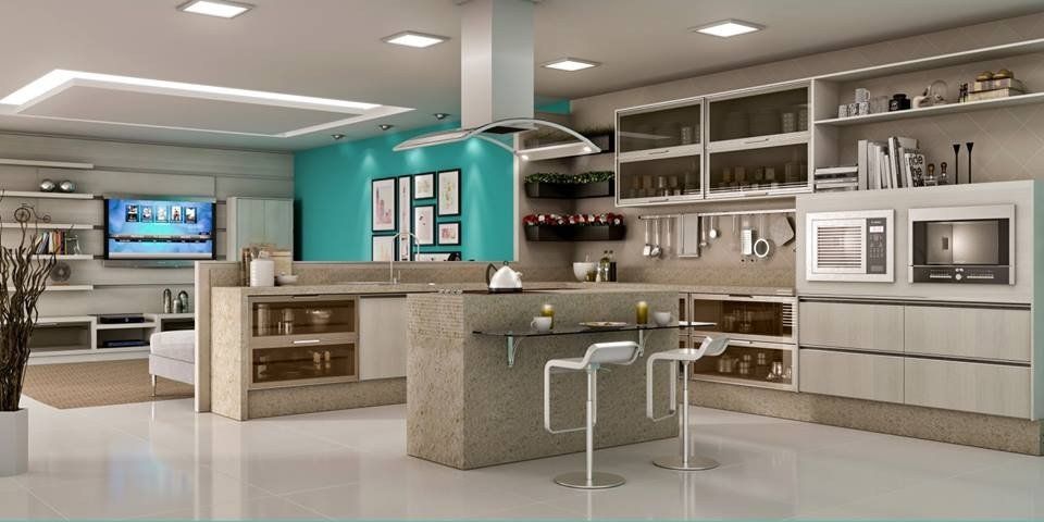 Cozinha planejada amadeirada com espelho reflecta