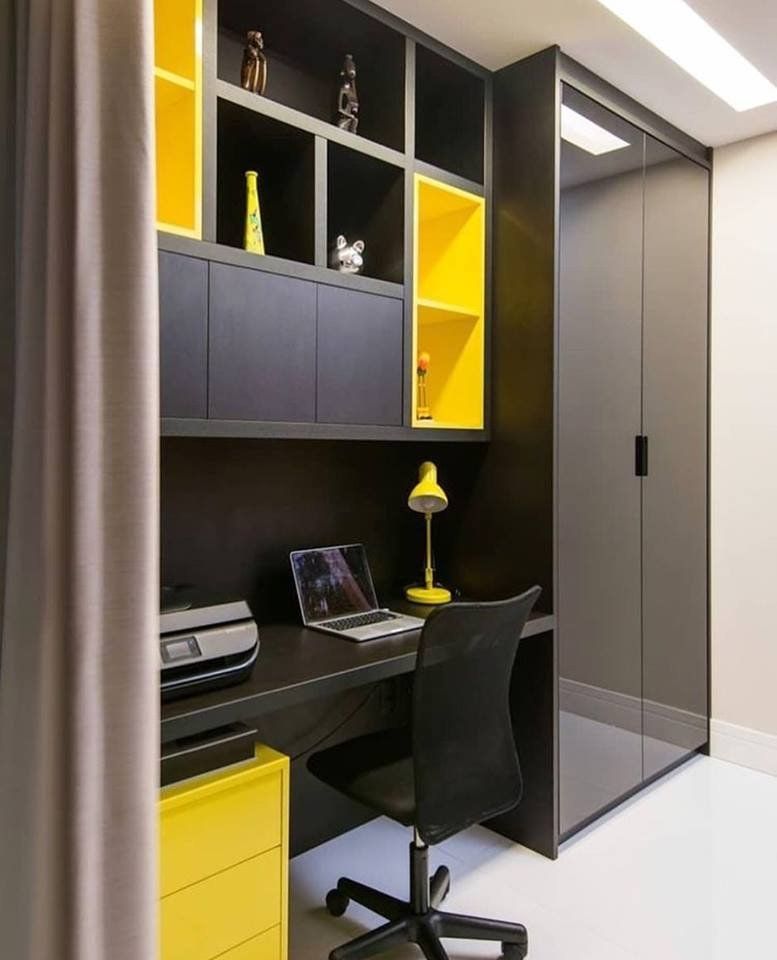 escritório/ Home office Preto e Amarelo Ambar