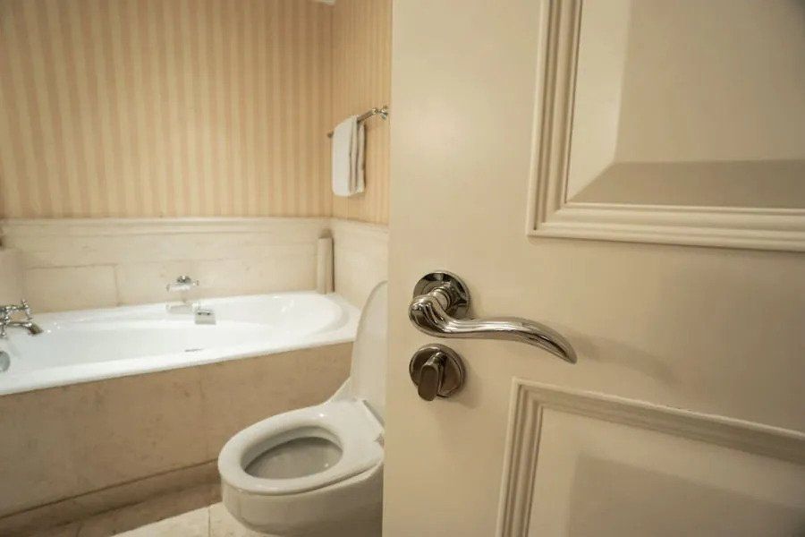Clean Bathroom — Houston, TX — Dixie Safe & Lock Service Inc.