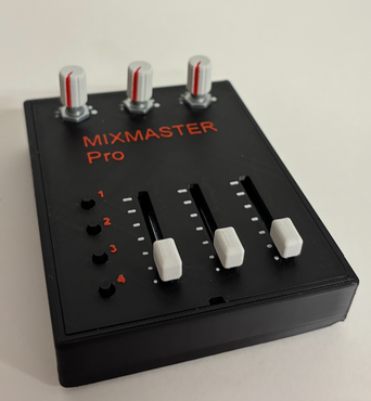 Een Mixmaster Pro-apparaat met vier knoppen erop