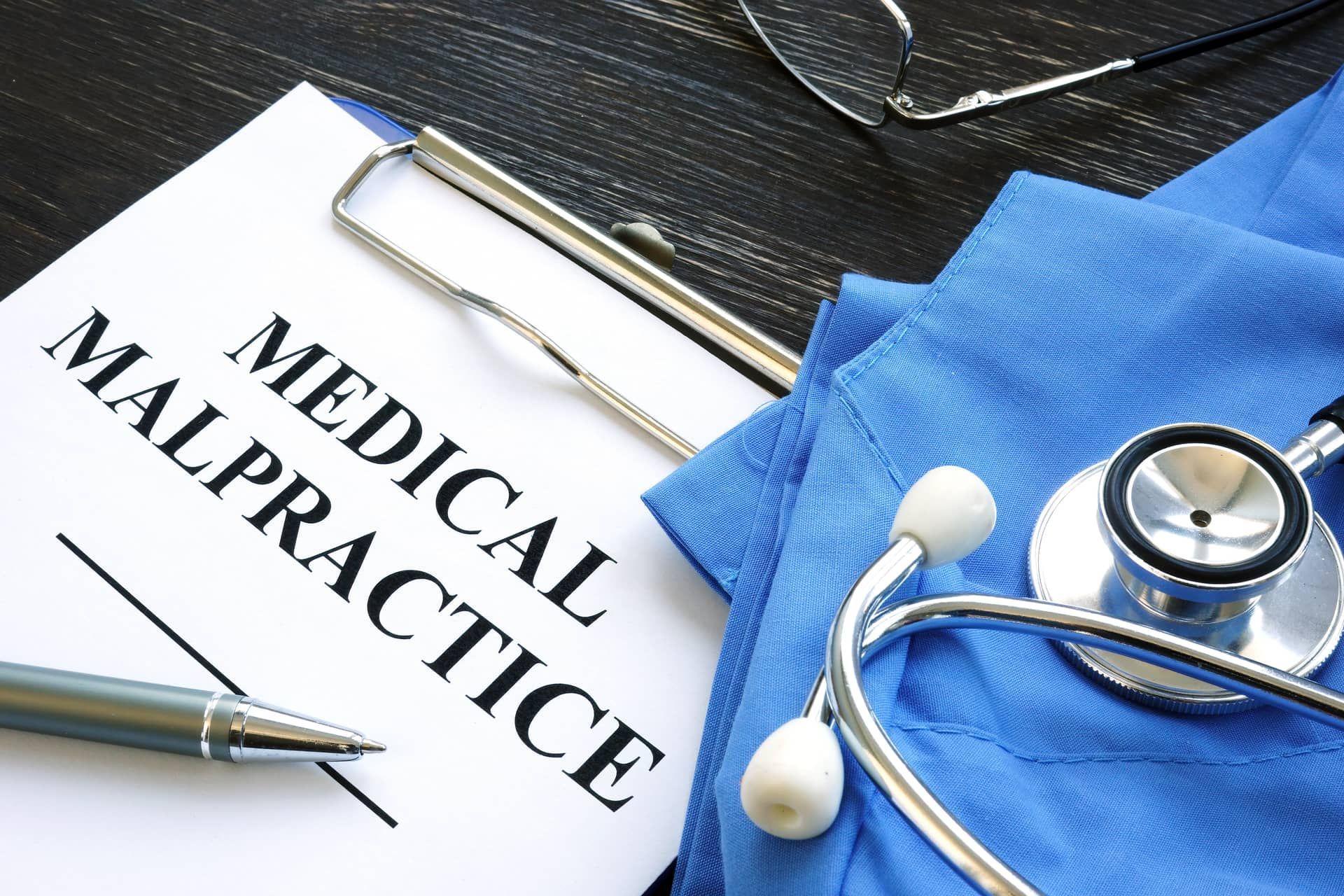 How Settlement Negotiations Work in a Medical Malpractice Case? - Explained