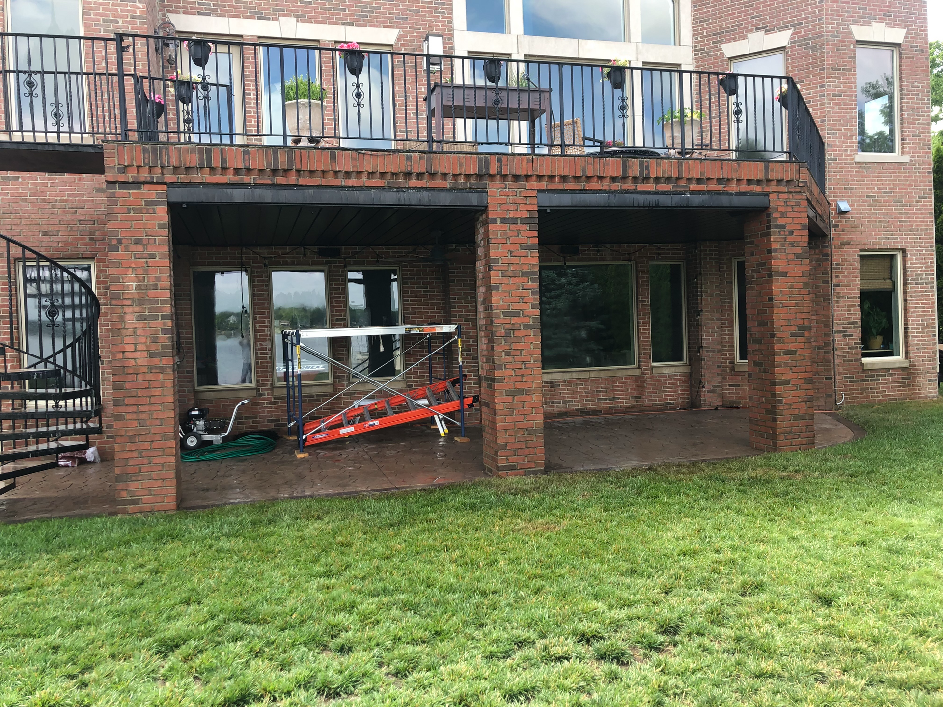 Freshly cleaned brick patio following a chemical wash by EFD Masonry in Oakland County.