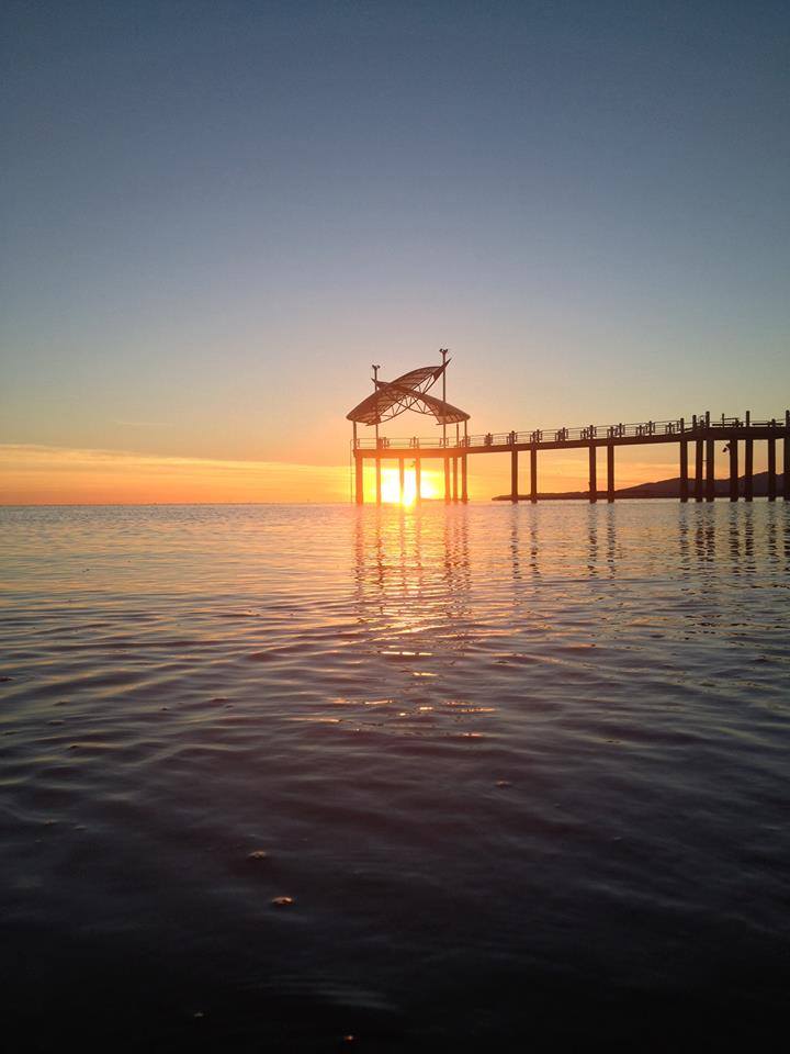 Scenic View of a Pier — Strand Motel in Townsville, QLD