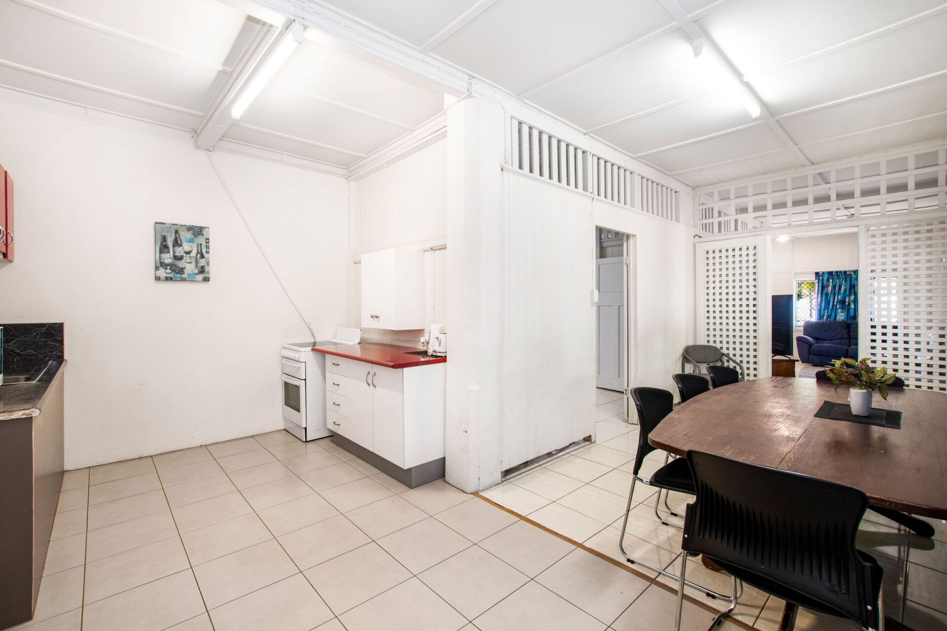Living Room & Kitchen — Strand Motel in Townsville, QLD