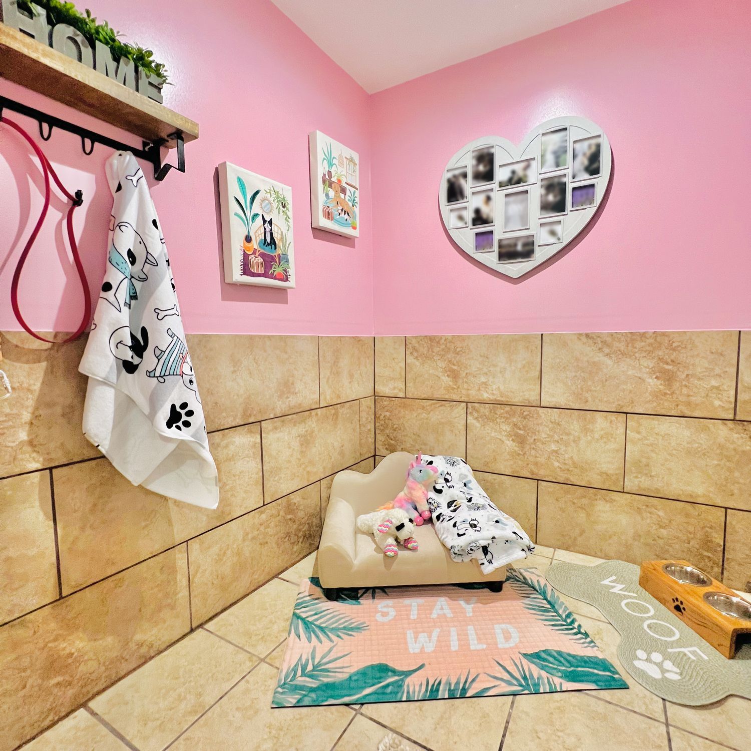 Comfy Petite Pink Suite: pet resort suite in San Francisco, CA
