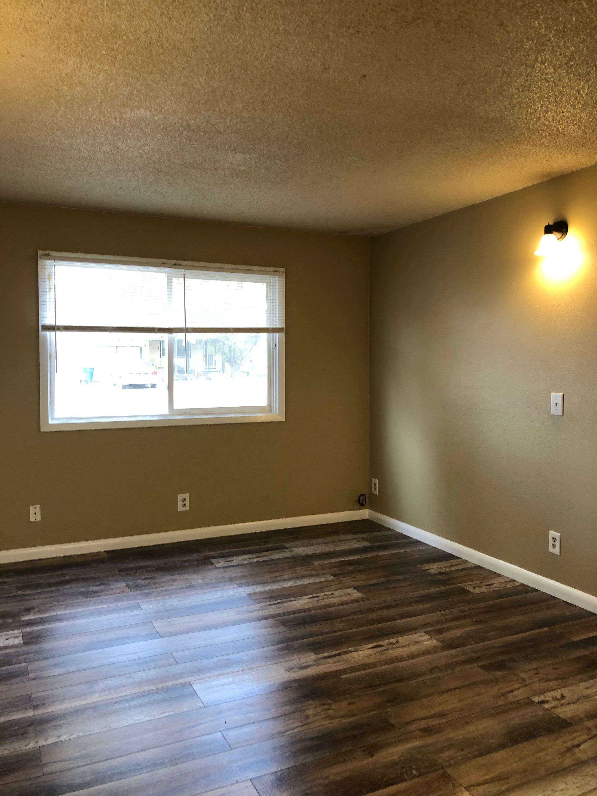 Home Skyview Apartments Newton, KS