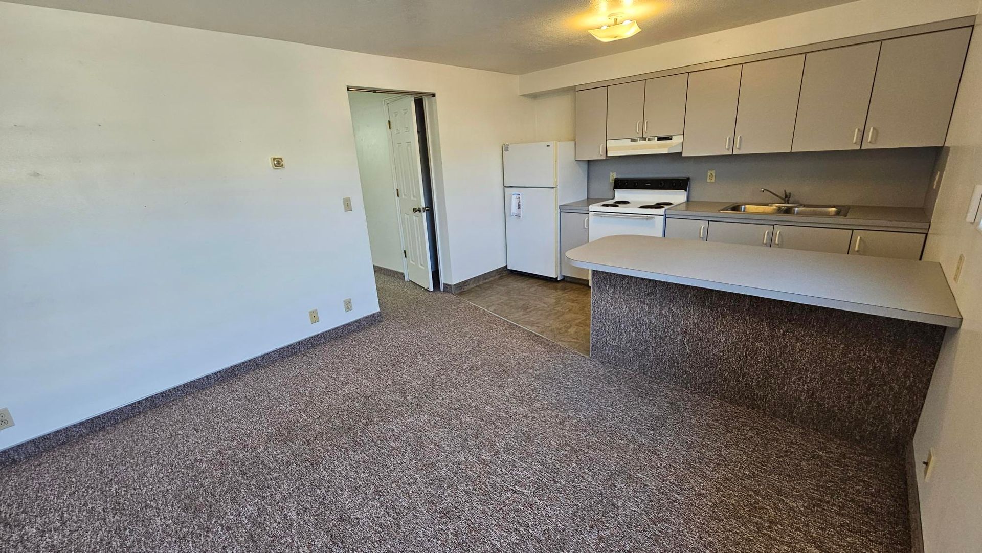 Private Apartment near USU Campus