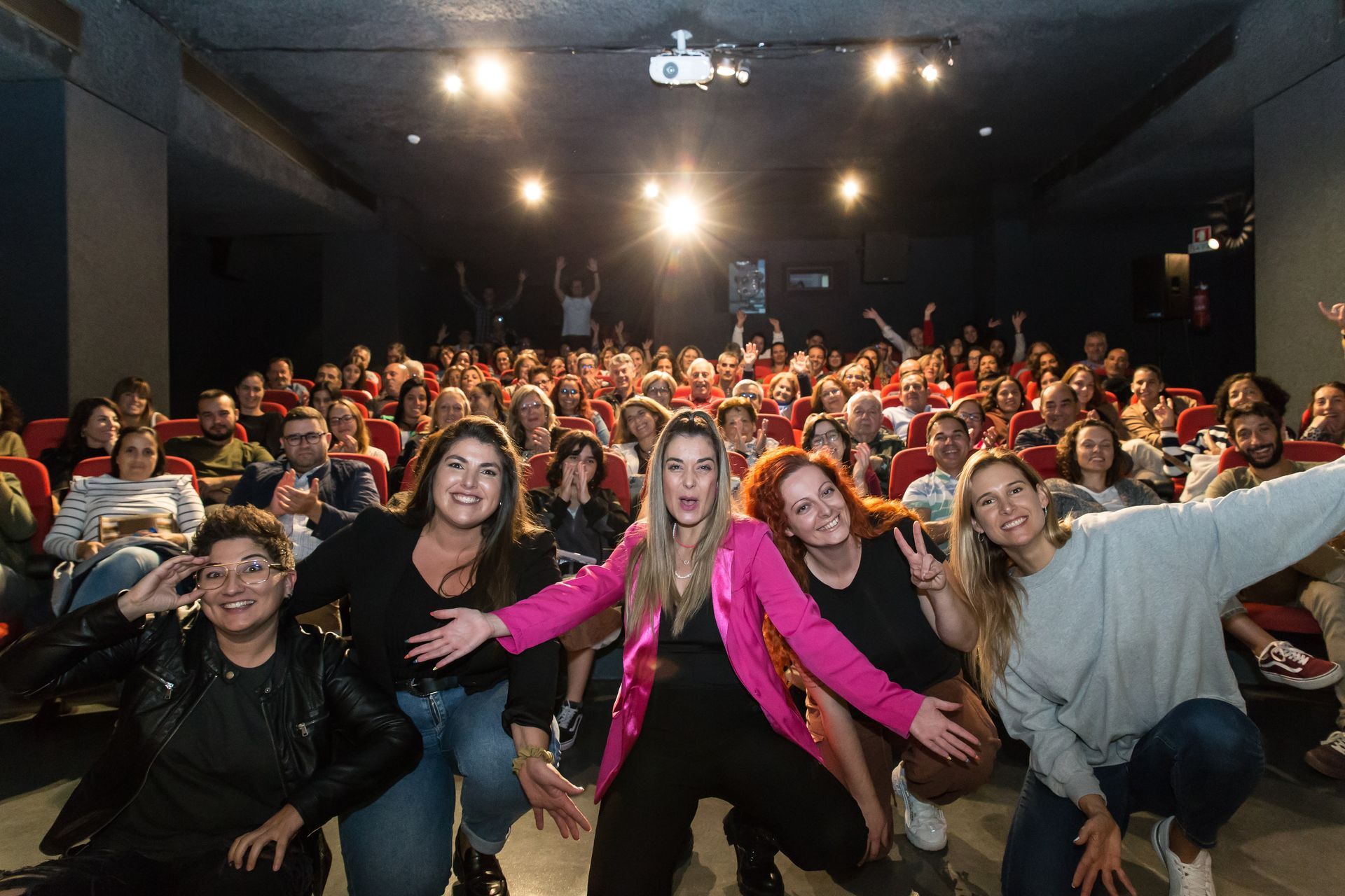 Galgamoitas-Sandrina Rodrigues-Levanta-te e ri-Stand up-Comédia- sucesso-rir-pi100pé-ruben branco-marco horácio-Fernando Rocha-Leiria-Lisboa-Porto-humor negro-instagram-