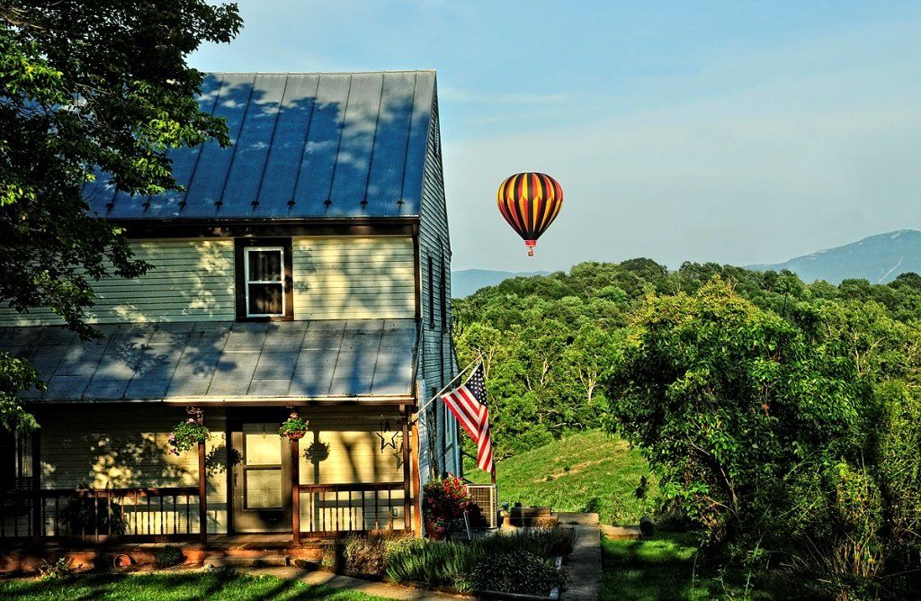 Abraham Strickler Luray Cabin Rental River Waterfront Cottage