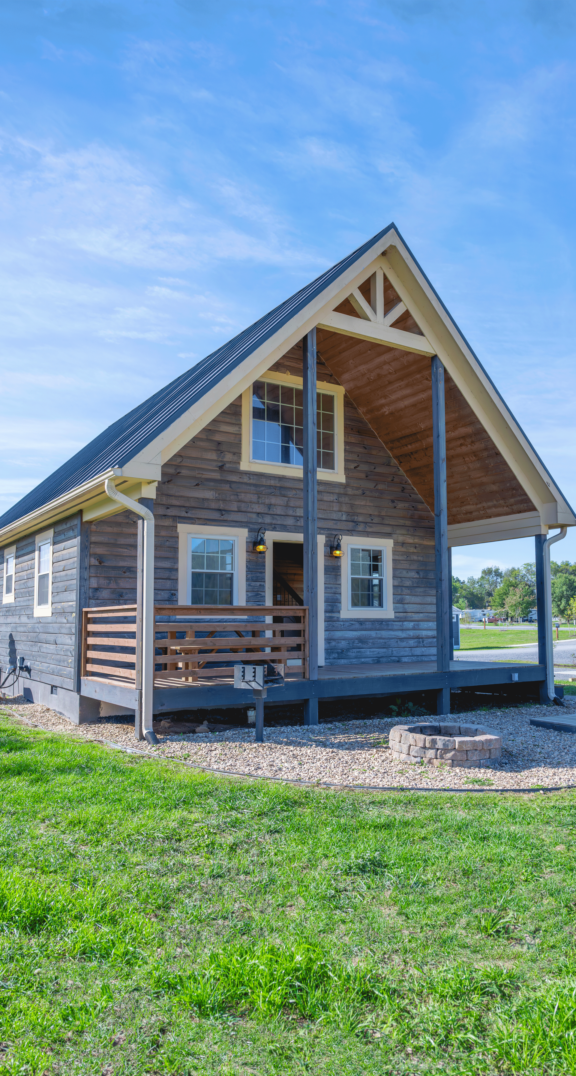 Luray RV Resort Deer Cabin