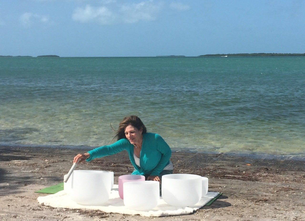 Laura playing her bowls on the beach in the Florida Keys.