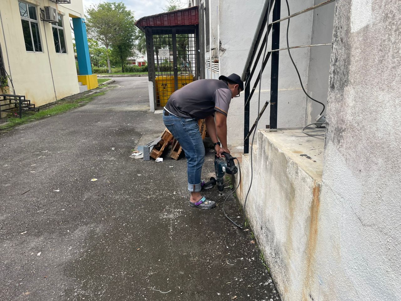 anti termite drilling for shoplot