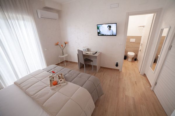 Tipologia camera Matrimoniale con balcone e bagno in camera Bed and Breakfast Green a Castrovillari,  Provincia di Cosenza - Calabria