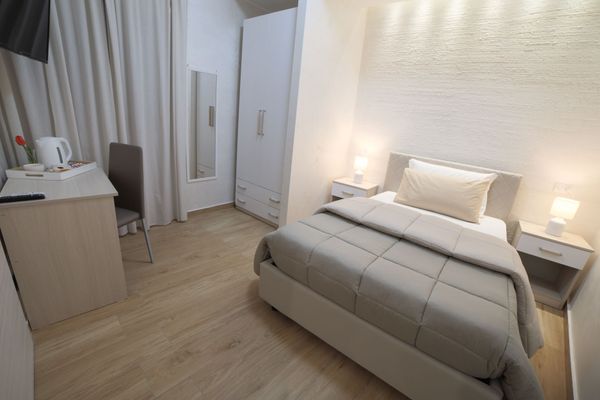 Tipologia camera Singola con letto ad una piazza e mezza, bagno in camera Bed and Breakfast Green a Castrovillari,  Provincia di Cosenza - Calabria