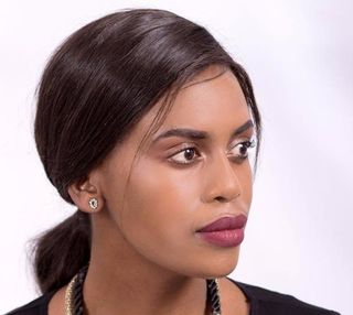 Yolisa Magibile