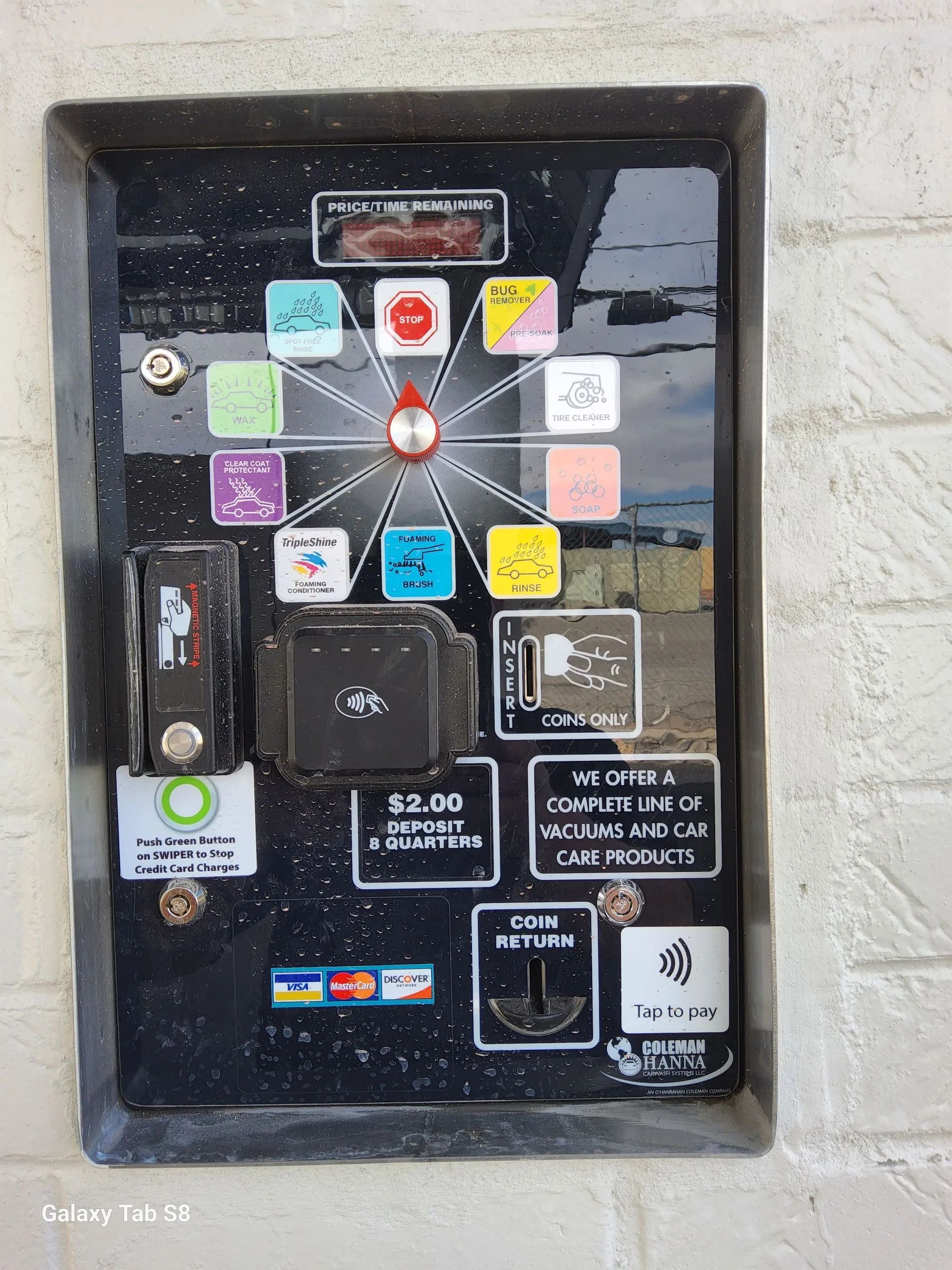 A coin operated machine that says ' one product ' on it