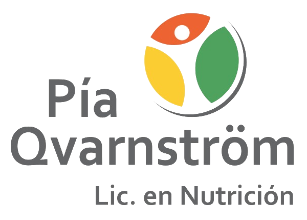 Logotipo de Pia Qvarnström, nutricionista. Presenta un diseño circular colorido y su nombre en texto gris.