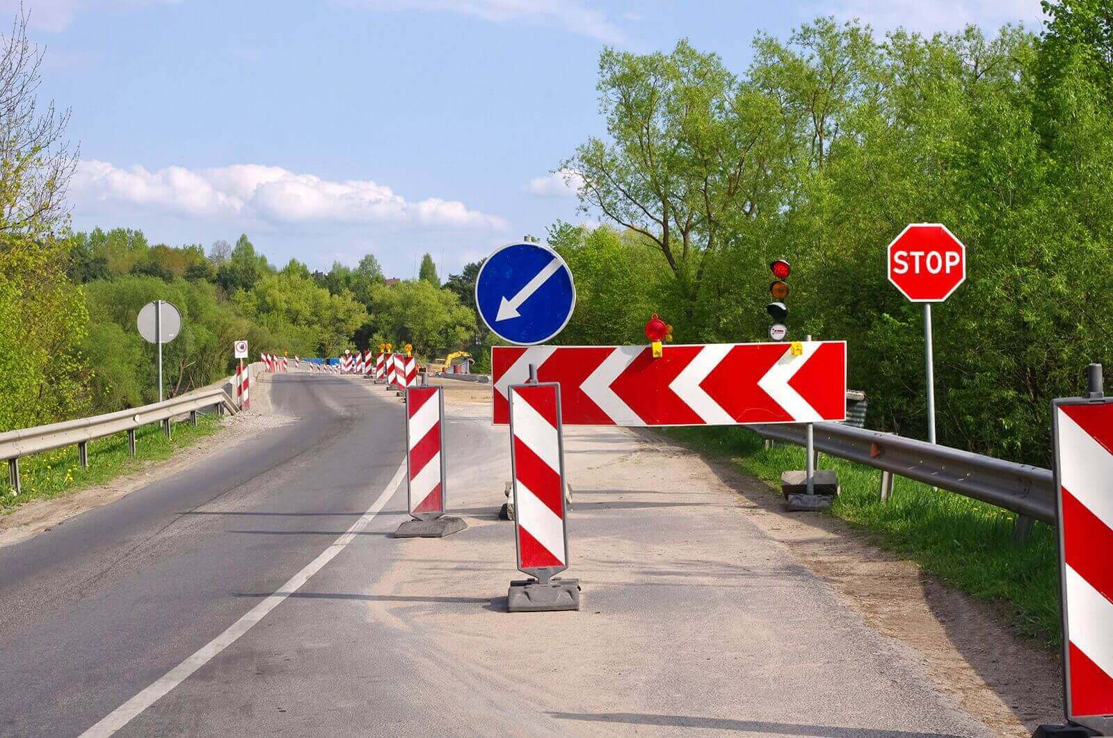 Satiksmes organizācija ceļu būvdarbu laikā | Baltic Trailer Service, SIA