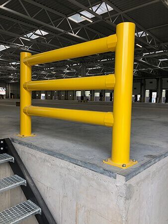 Horizontālo apzīmējumu un labiekārtojuma elementu uzstādīšana- pazemes stāvvietās, noliktavās un industriālās teritorijās