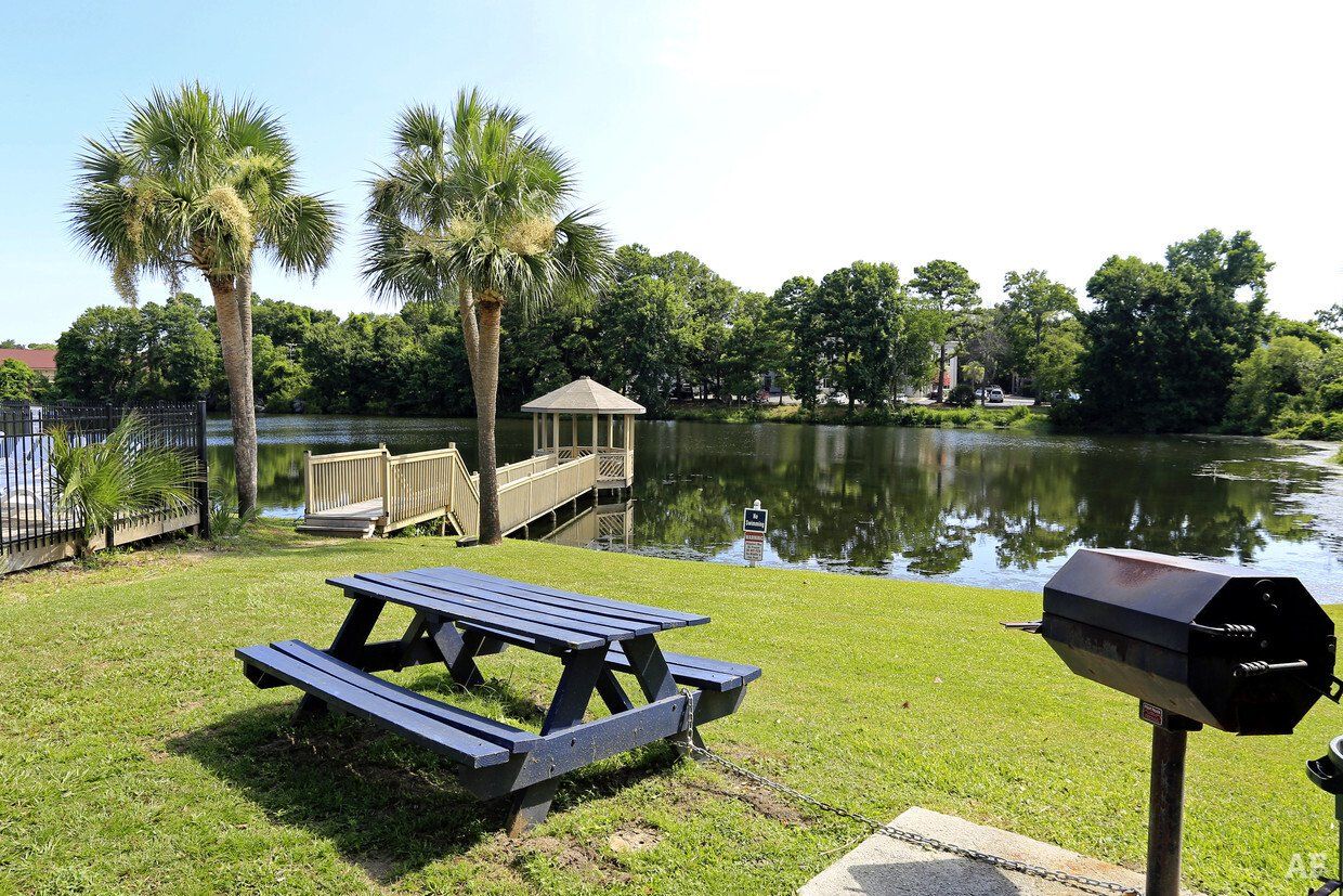 The Cooper Apartment Homes in Mount Pleasant, SC