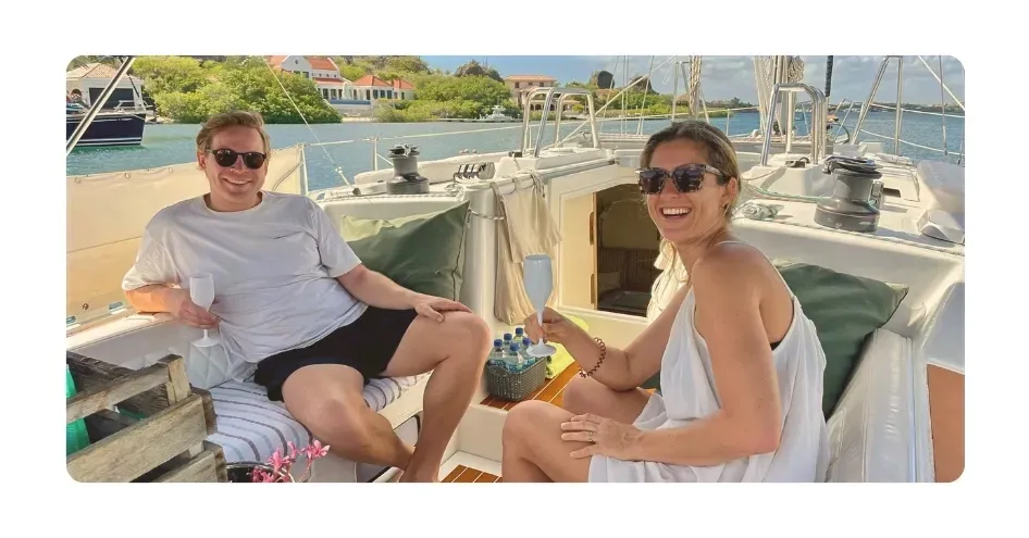 couple enjoying sunset cruise curacao on sailing yacht galaxie