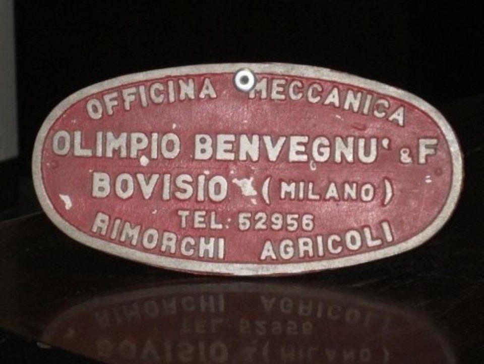 targhetta carrozzeria industriale