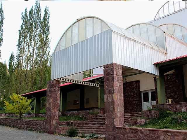 Dizin Gajereh Hotel ,3 star hotels in tehran